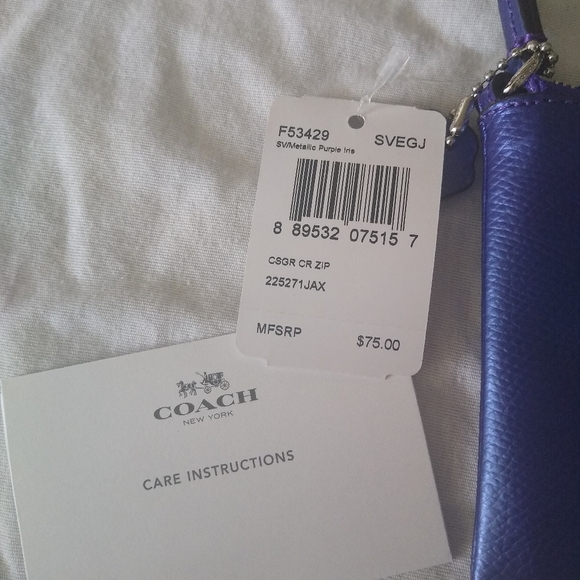 Coach F53429  Crossgrain Leather Corner Zip Wristlet, SV/Metallic Purple… - Picture 4 of 13